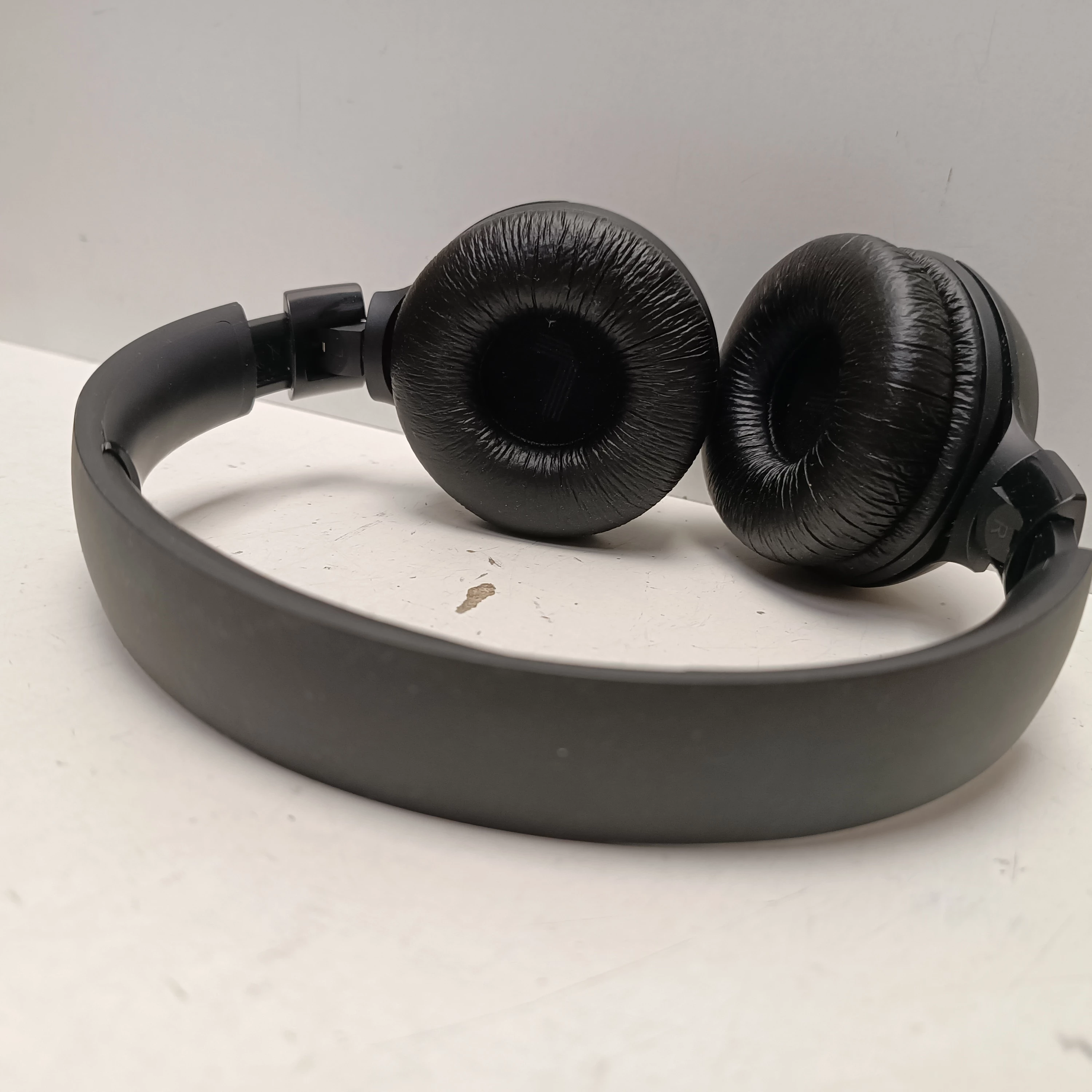 sluchawki-jbl-tune-520bt-marka-203745-217933