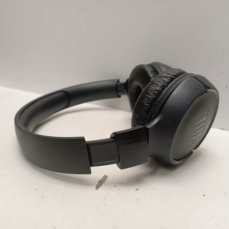 sluchawki-jbl-tune-520bt-kolor-dominujacy-129357-12