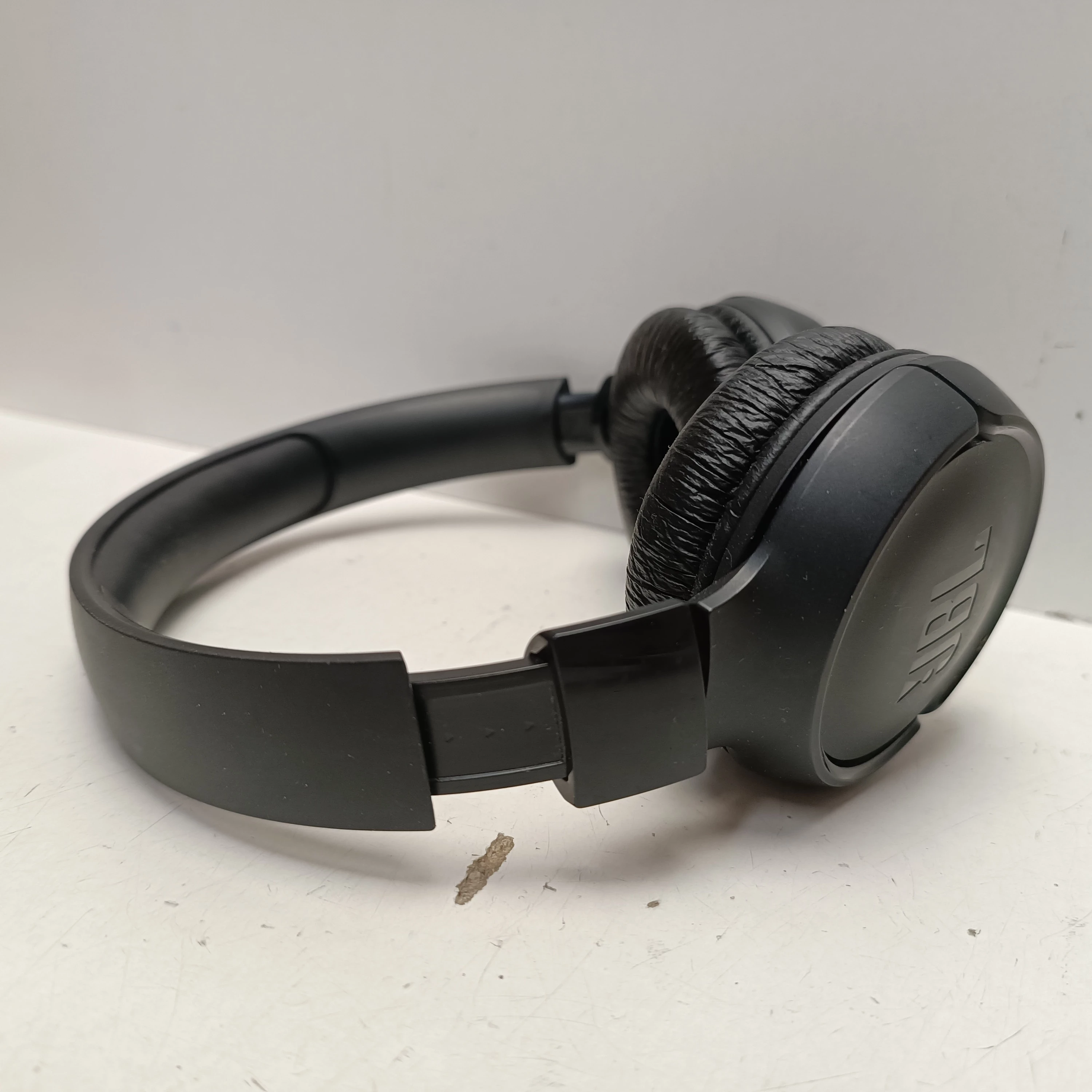 sluchawki-jbl-tune-520bt-kolor-dominujacy-129357-12