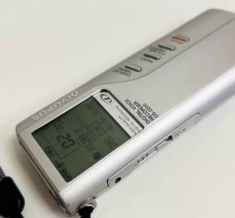 OLYMPUS DS-2200 DIGITAL VOICE RECORDER
