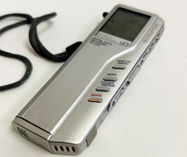 OLYMPUS DS-2200 DIGITAL VOICE RECORDER