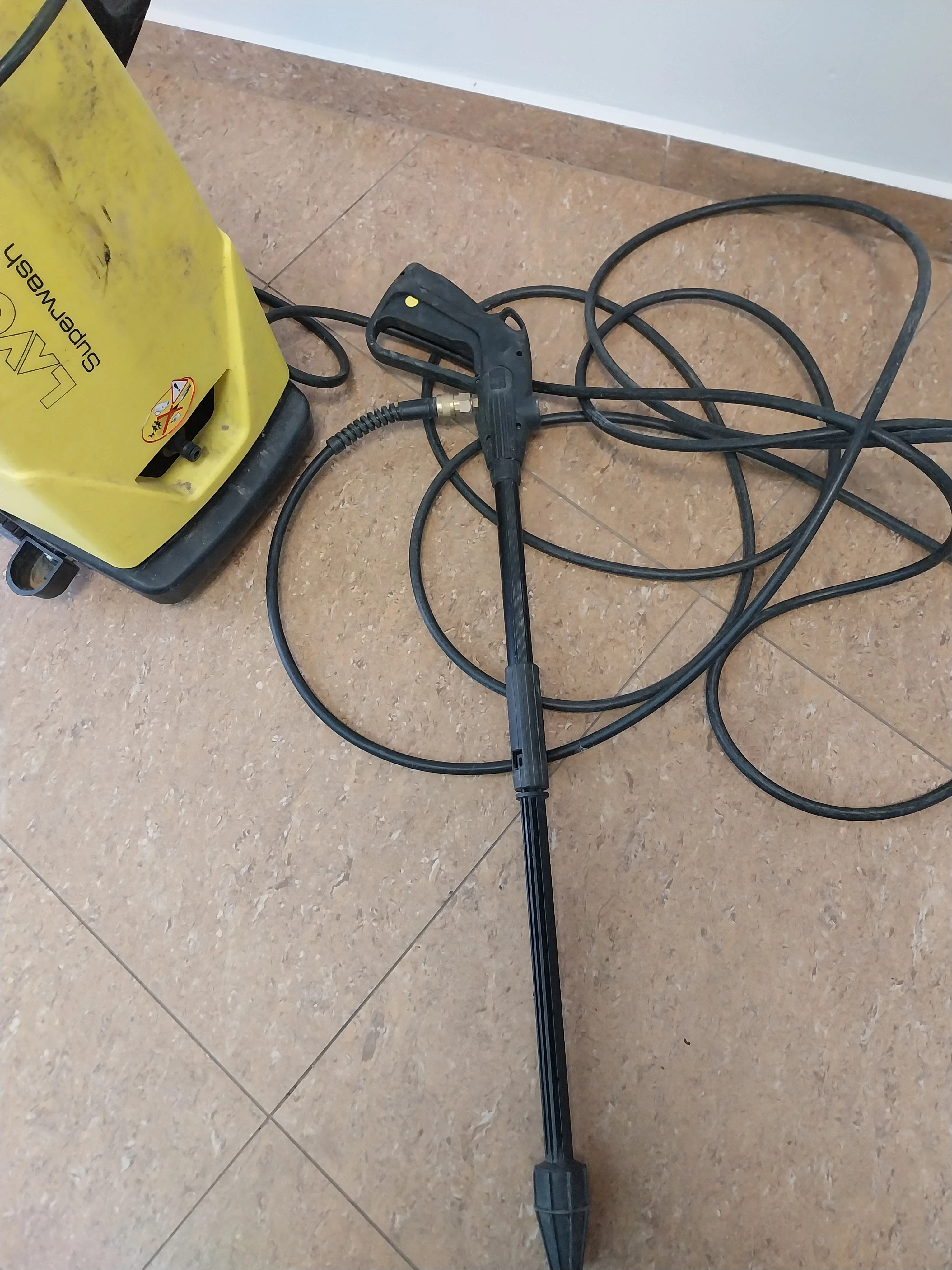 myjka-lavor-superwash-160-wydatek-wody-51000