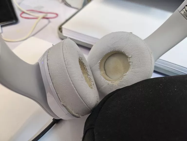 beats-solo-3-opis-kolor-dominujacy-129357-8