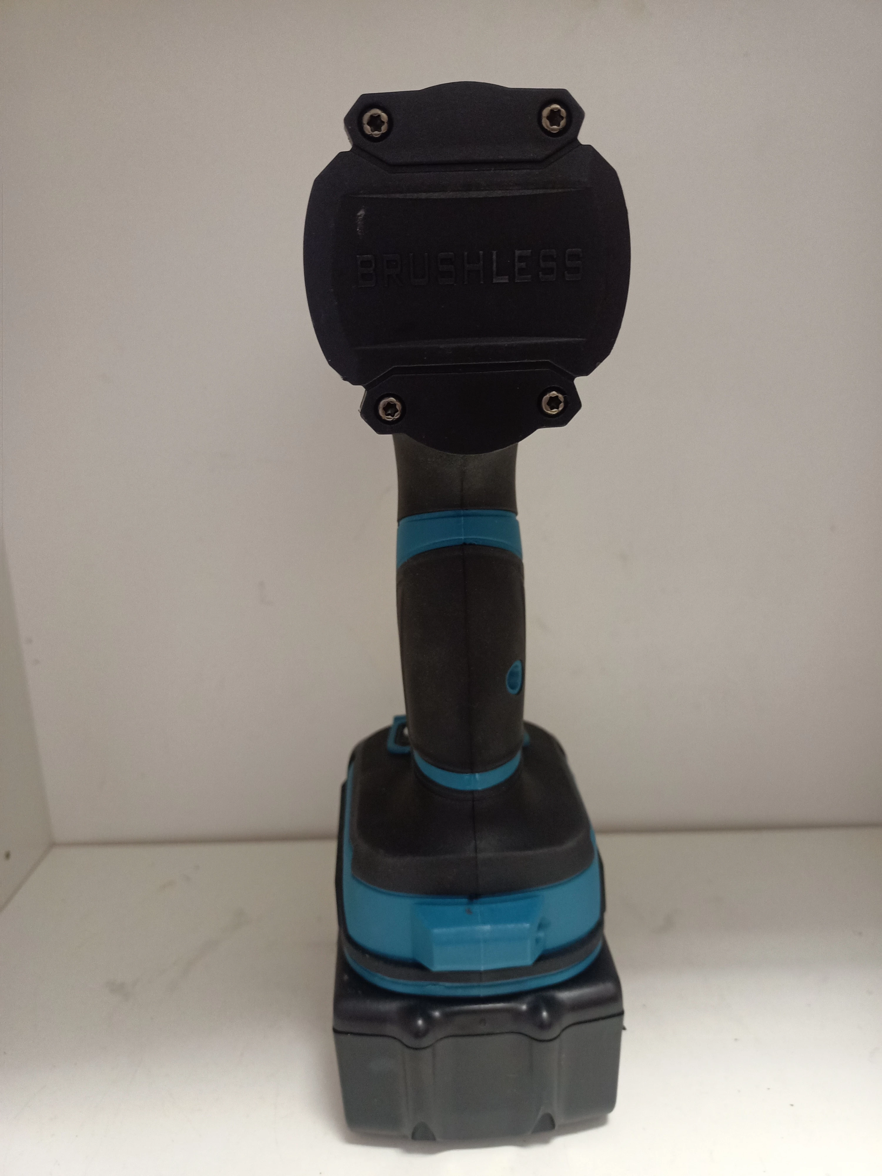 klucz-udarowy-akumulatorowy-brushless-ean-gtin-5702801602494