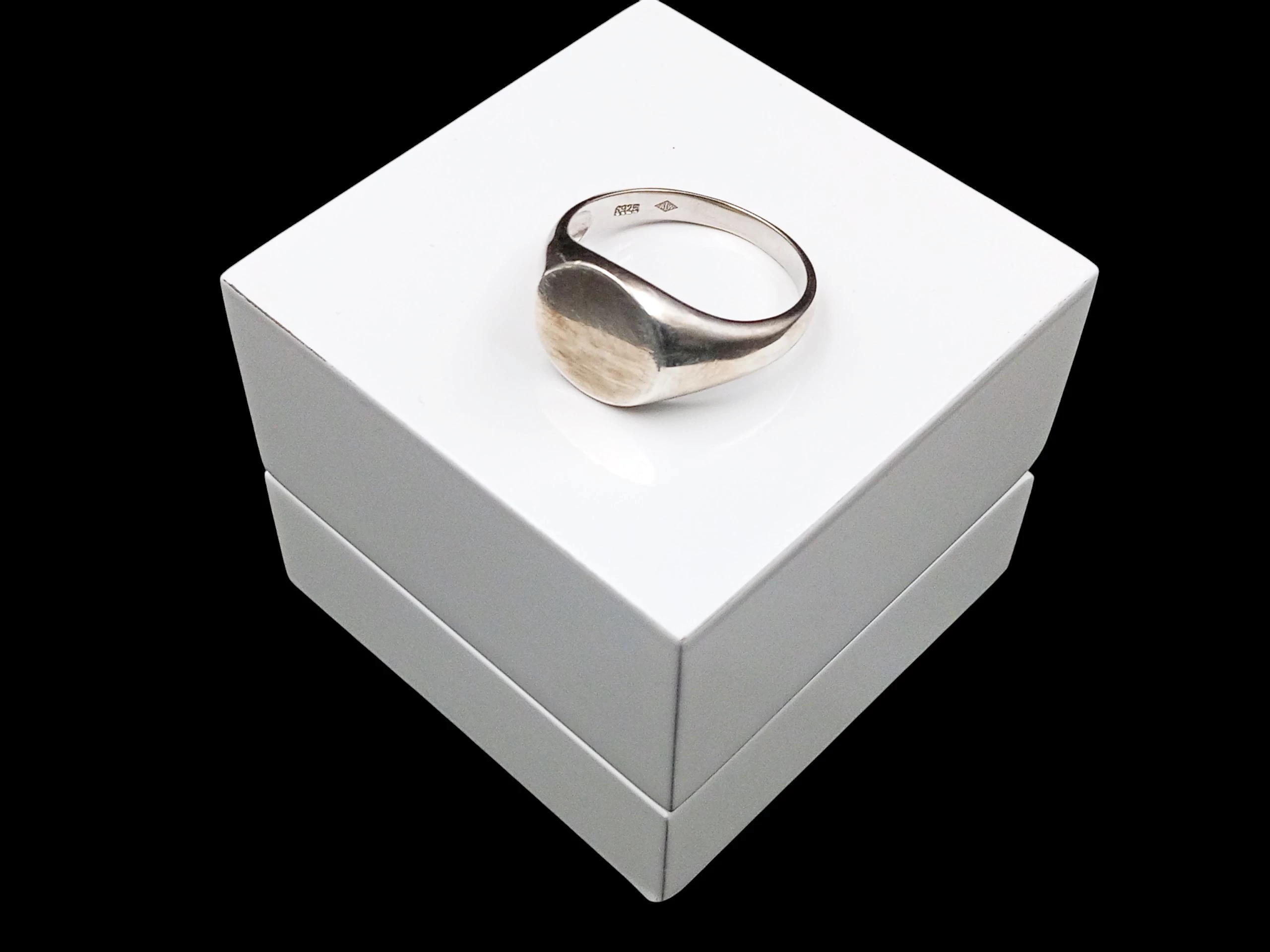 srebrny-sygnet-pr-925-r-30-w461-g-stan-11323-2