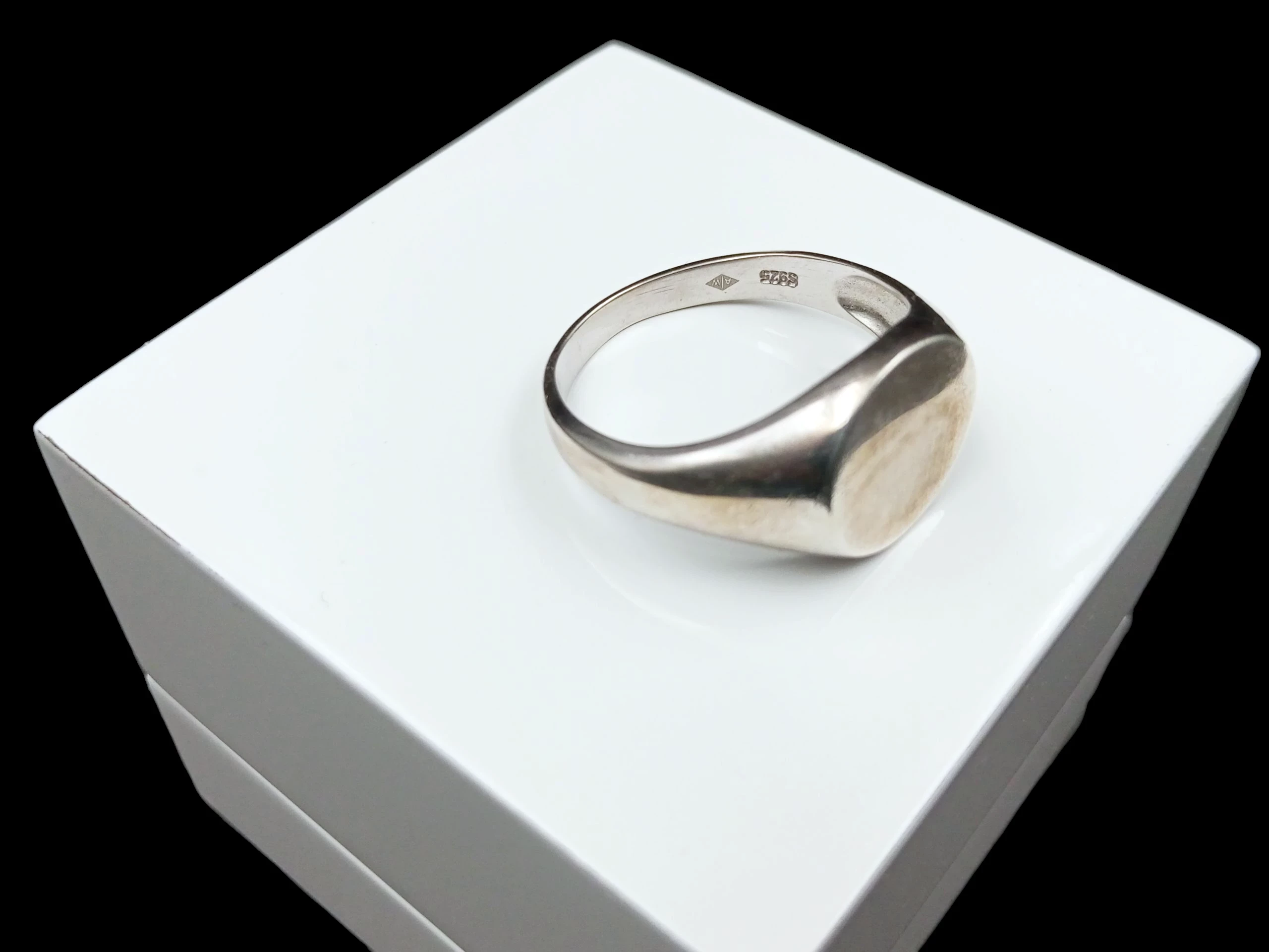 srebrny-sygnet-pr-925-r-30-w461-g-material-15835-4