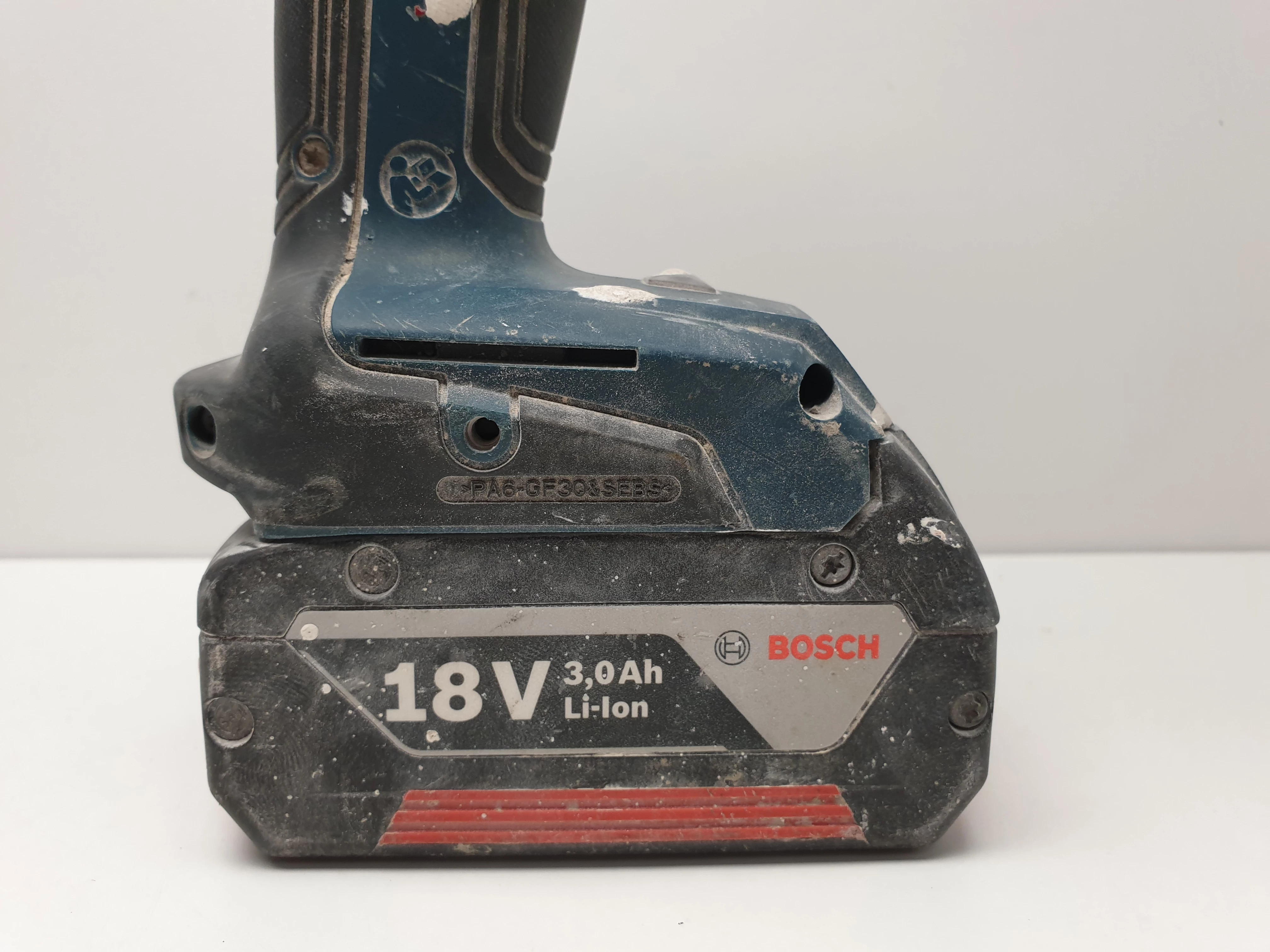 wkretarka-bosch-gsr-18v-55-walizka-pojemnosc-akumulatora-200