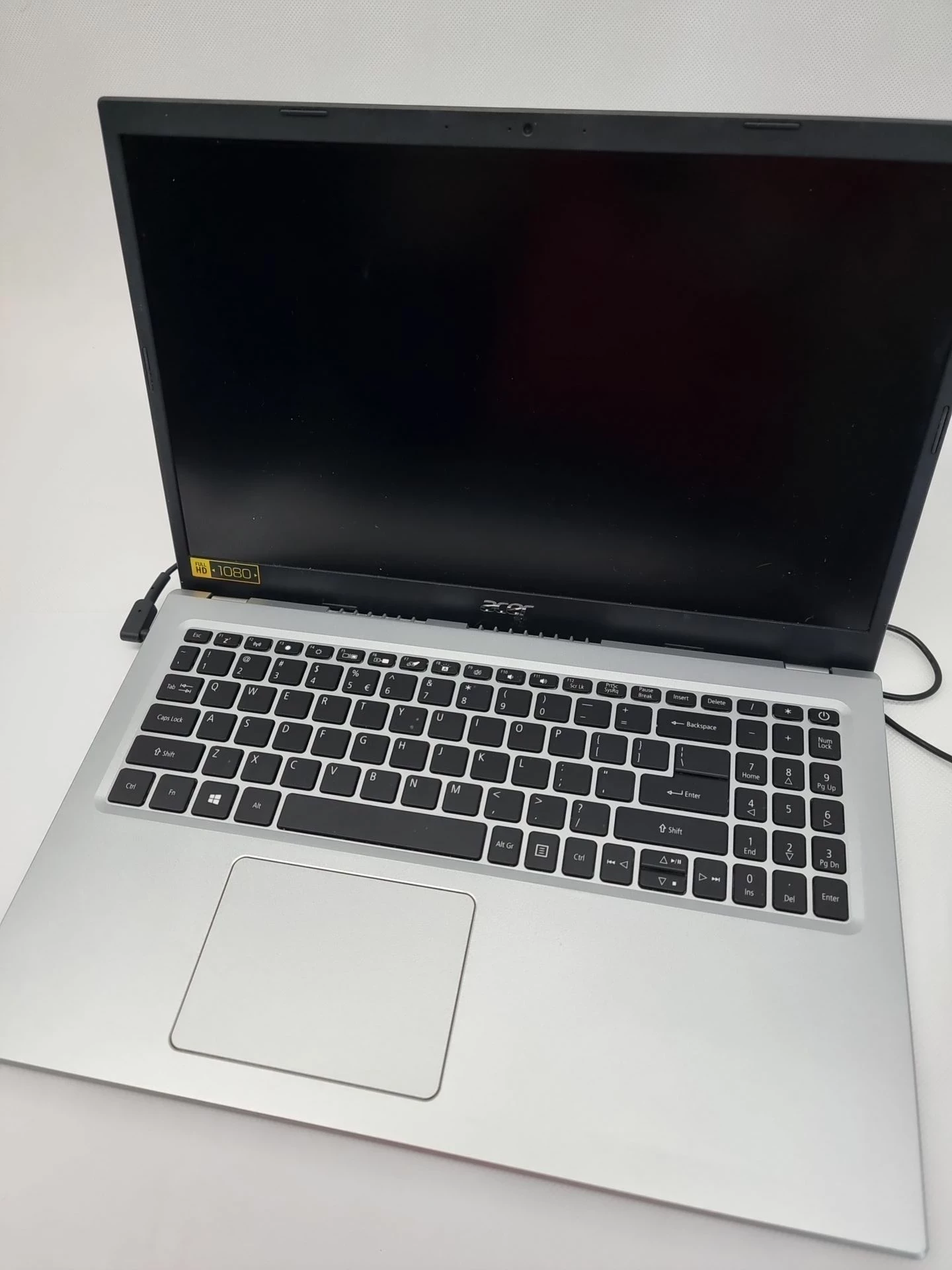 laptop-acer-aspire-5-156i58gb512gbwin11-przekatna-ekranu-1560