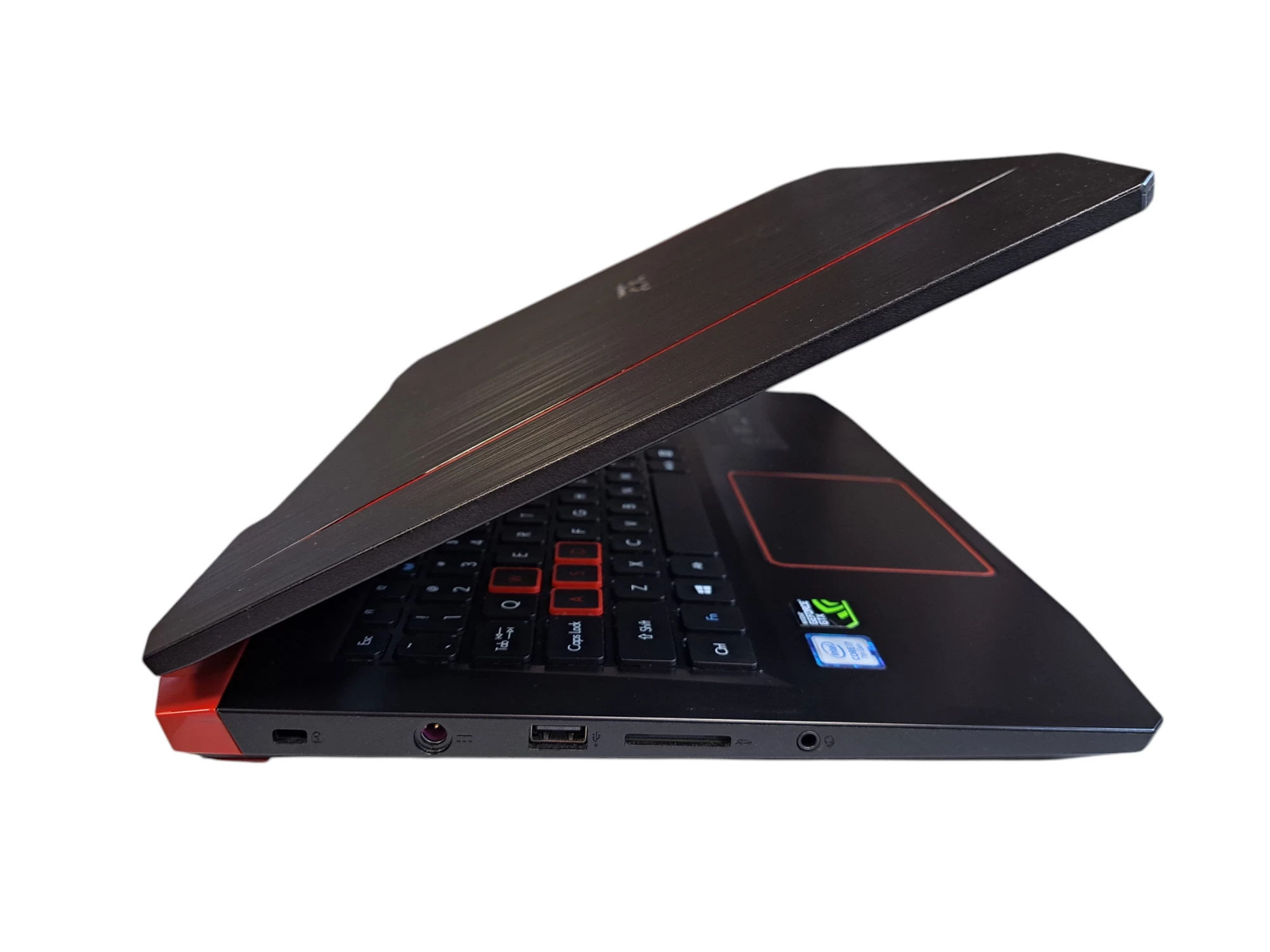 laptop-acer-aspire-vx5-591g-156-i7-7700hq-8gb-ram-500-gb-ssd-gtx-1050-liczba-rdzeni-procesora-4329-3