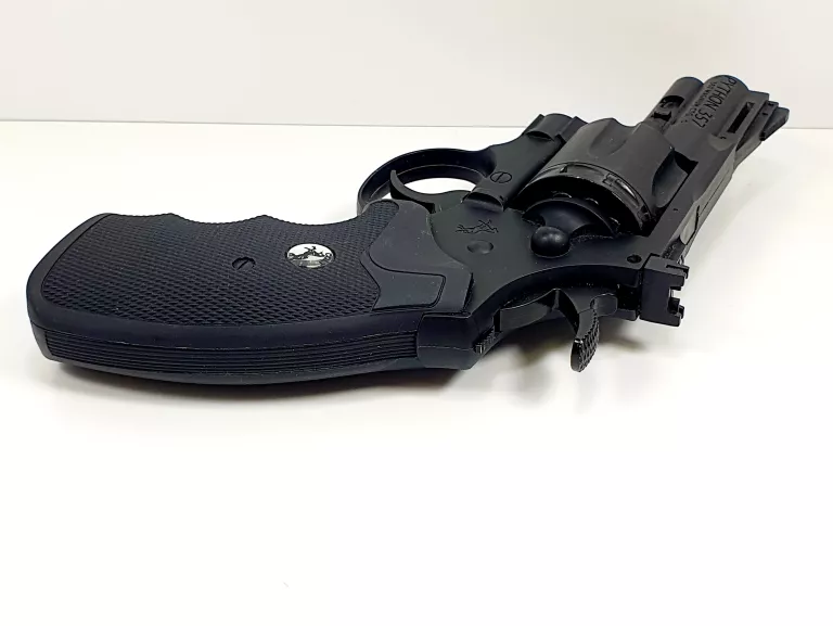 WIATRÓWKA REWOLWER MAGNUM 357 COLT PYTHON 4,5 MM