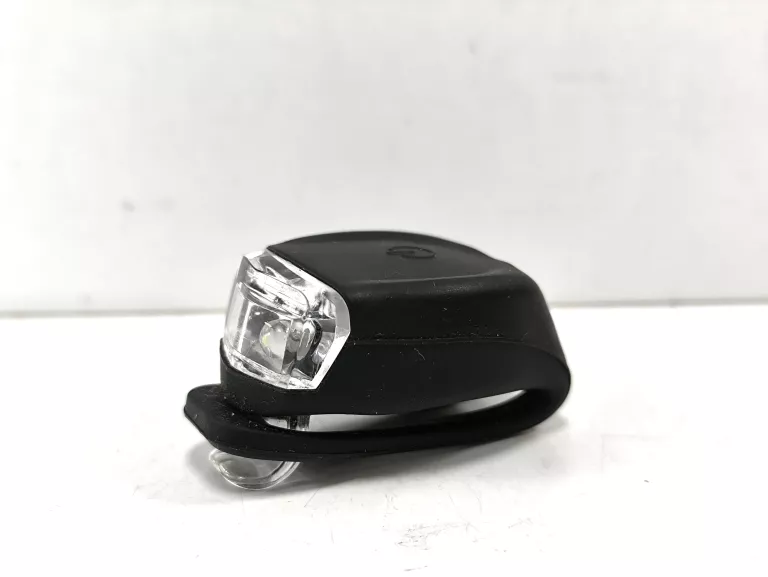 LAMPA PRZEDNIA CZARNA