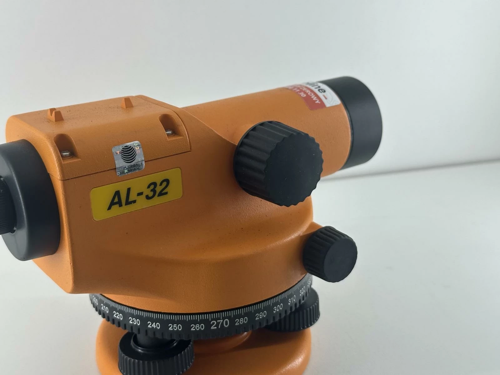 niwelator-optyczny-geoline-al-32-120-m-ip54-walizka-model-al-32