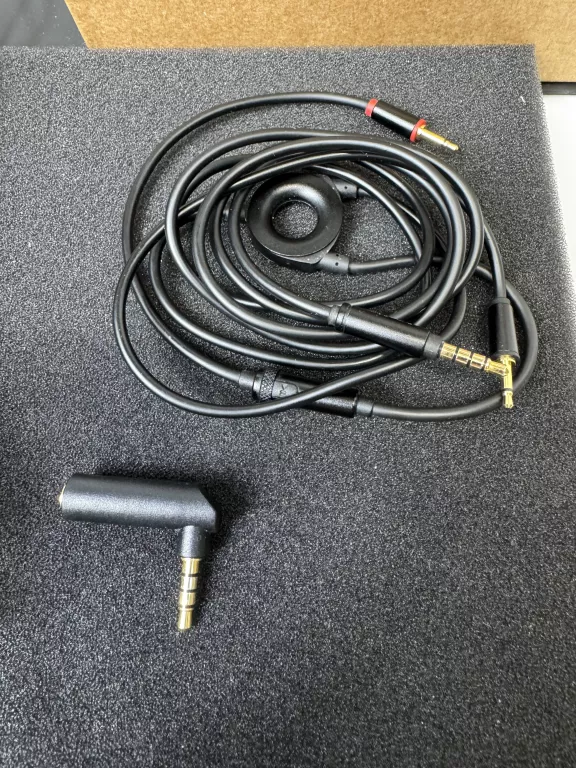 SONUS FABER PRYMA SPECIAL CARBON MARSALA + ADAPTER BT