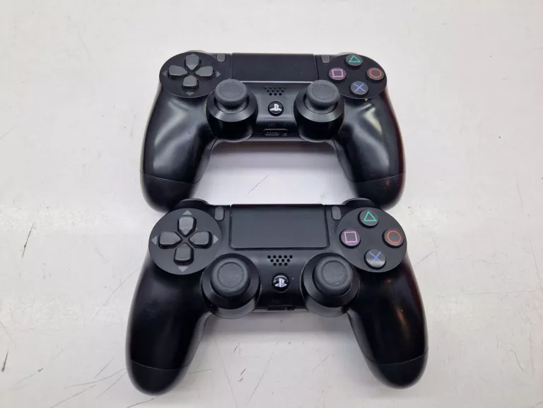KONSOLA PS4 SLIM 500 GB 2XPAD + OPIS