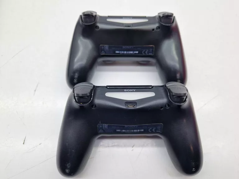 KONSOLA PS4 SLIM 500 GB 2XPAD + OPIS