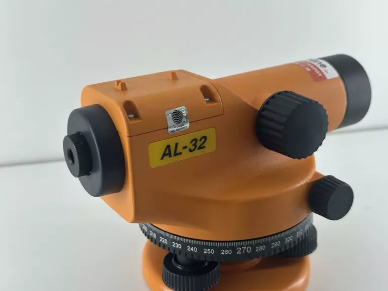 NIWELATOR OPTYCZNY GEOLINE AL-32 120 M IP54 WALIZKA