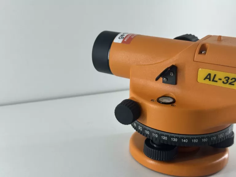 NIWELATOR OPTYCZNY GEOLINE AL-32 120 M IP54 WALIZKA
