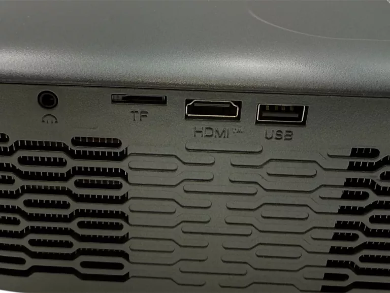 PROJEKTOR PUXINAT AK-71 HD TV LCD 1080P