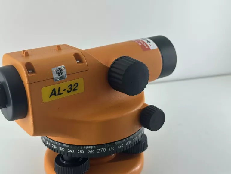 NIWELATOR OPTYCZNY GEOLINE AL-32 120 M IP54 WALIZKA