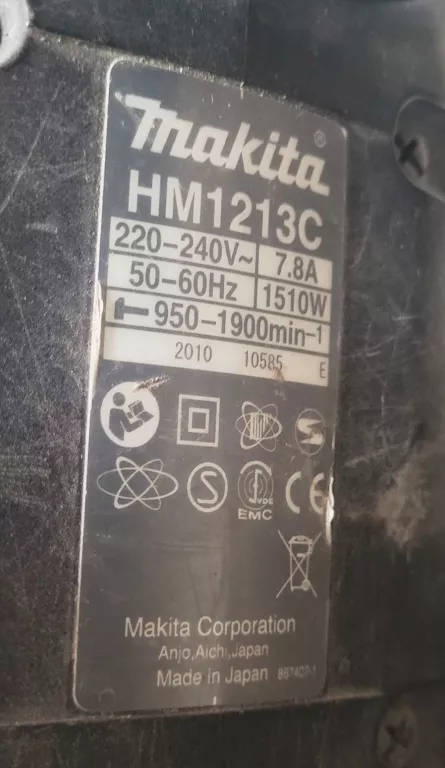 MŁOT UDAROWY MAKITA HM1213C