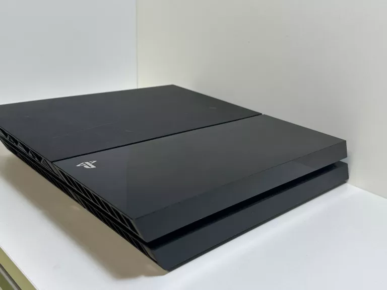 KONSOLA PS4 CUH-1116A 500 GB OPIS WARTO/OKAZJA