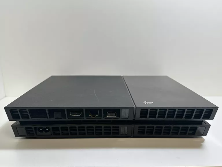 KONSOLA PS4 CUH-1116A 500 GB OPIS WARTO/OKAZJA