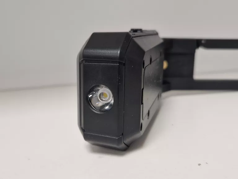 lampka-z-karabinczykiem-rodzaj-16428-3