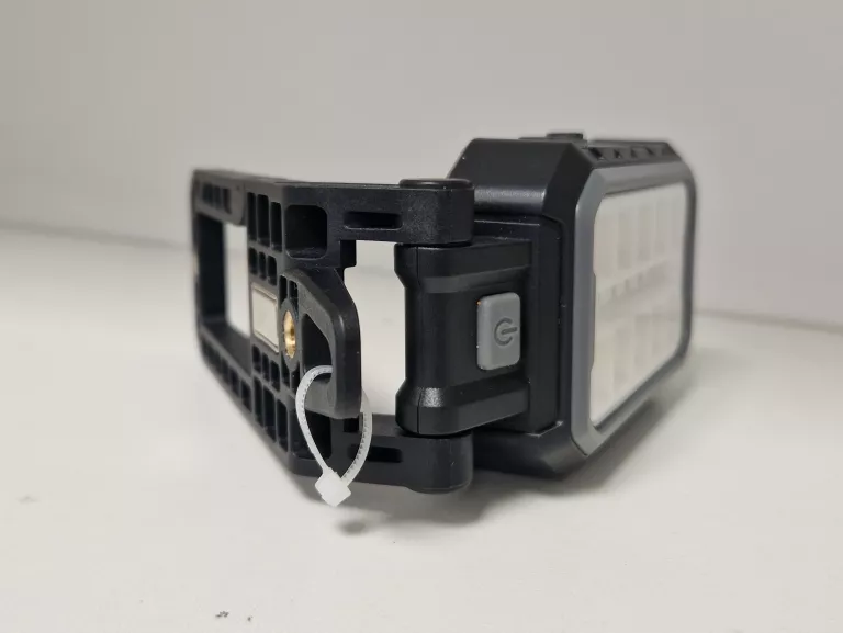 lampka-z-karabinczykiem-stan-11323-238058