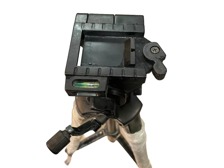 STATYW POD LASER