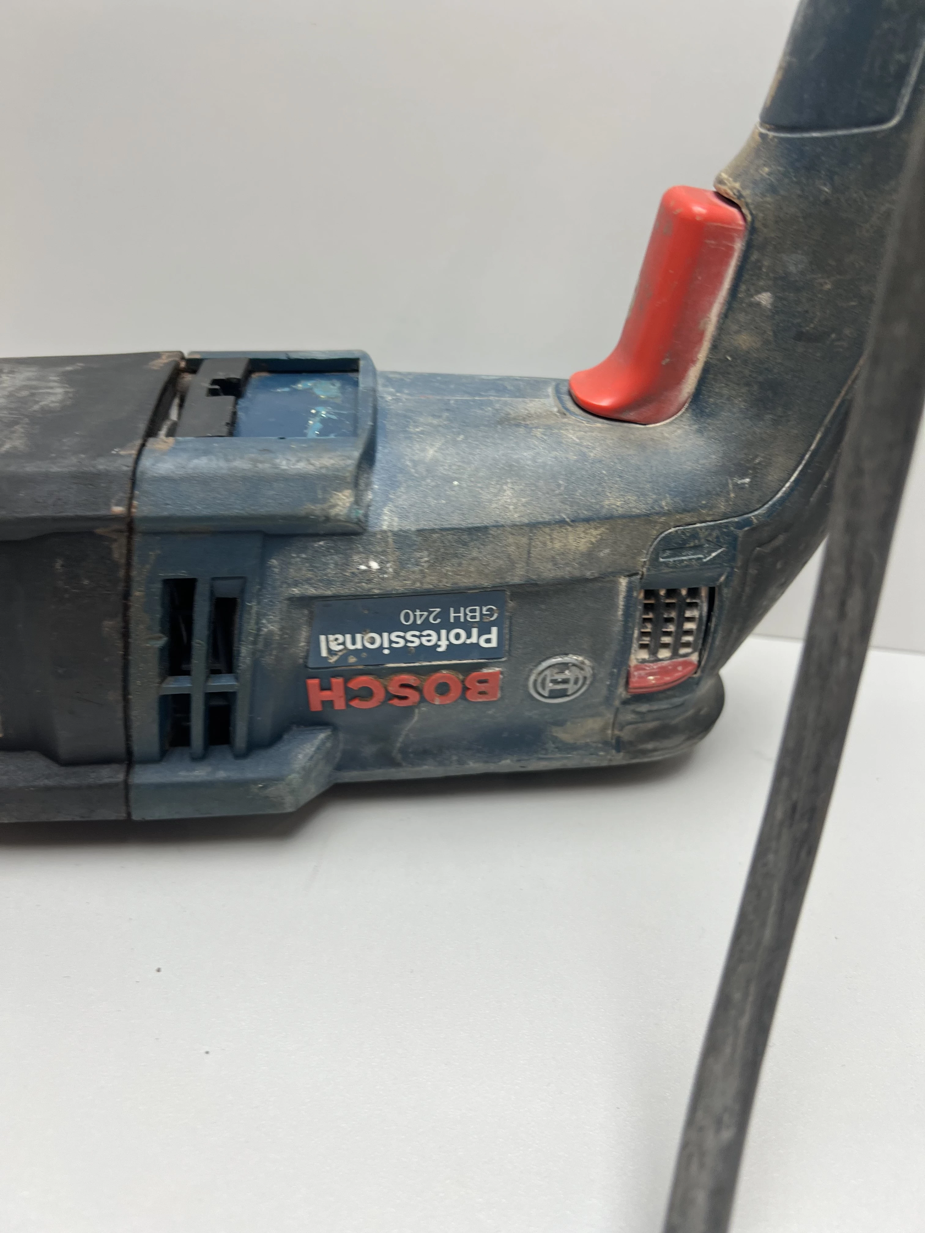 mlotowiertarka-bosch-gbh-240uszkodzona-stan-11323-238062