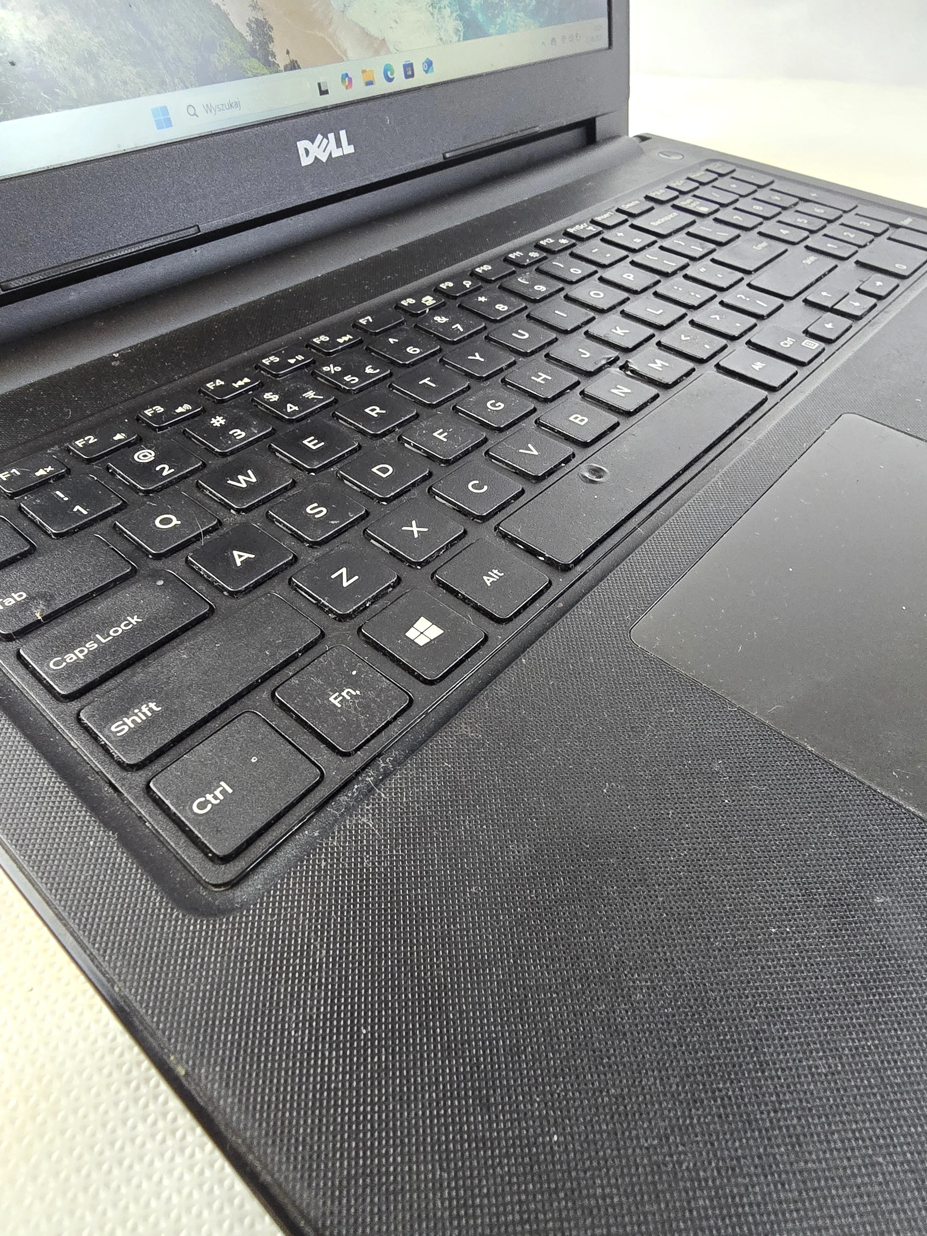 laptop-dell-inspiron-15-3567-intel-core-i3-6006u-win-11-home-seria-procesora-4366-30