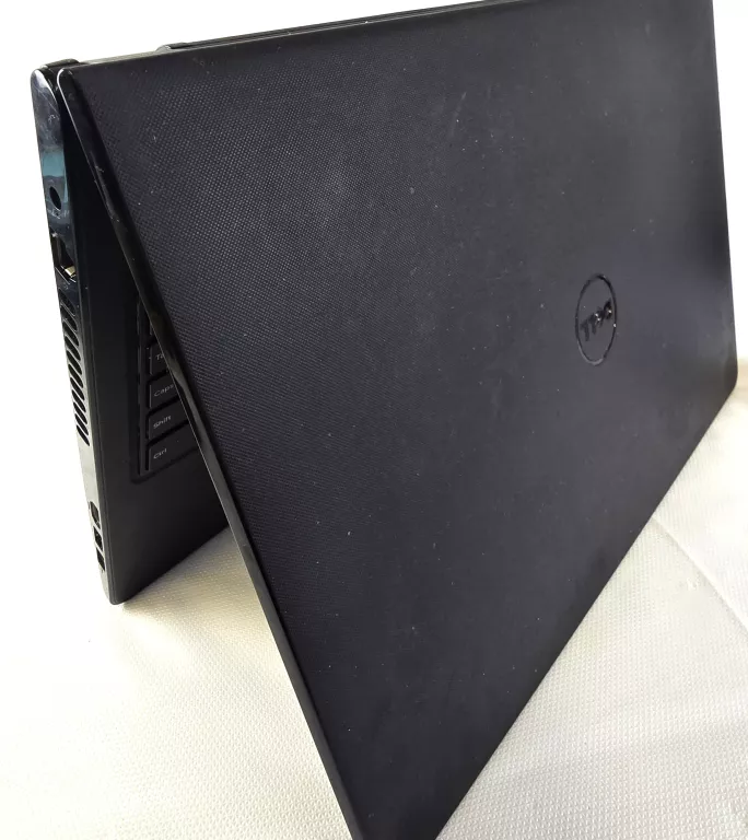 laptop-dell-inspiron-15-3567-intel-core-i3-6006u-win-11-home-przekatna-ekranu-1560