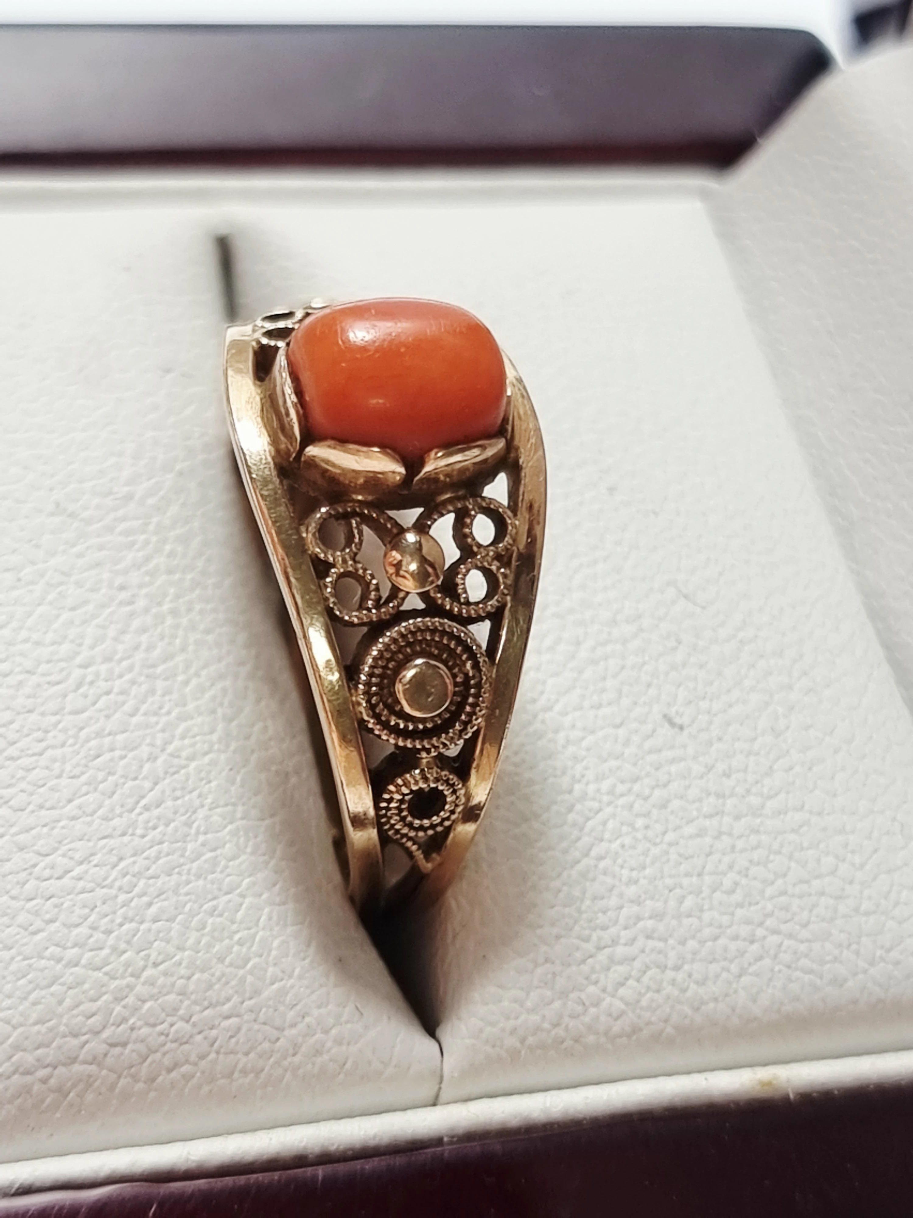 zloty-pierscionek-z-koralem-w383-pr585-rodzaj-2205-2