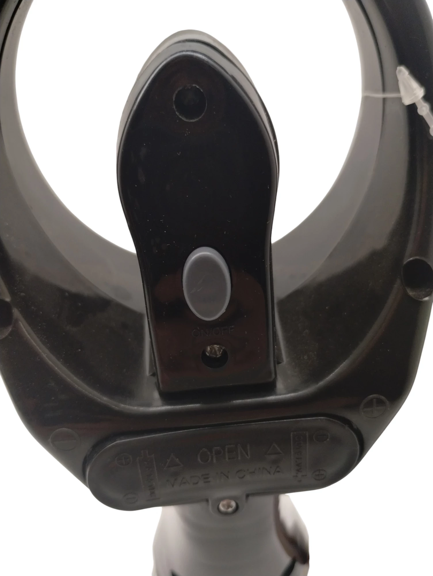 wiatrak-ze-spryskiwaczem-mgielka-wiatraczek-wentylator-podreczny-podrozny-stan-11323-2