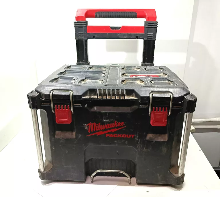 SKRZYNKA NARZĘDZIOWA MILWAUKEE PACKOUT