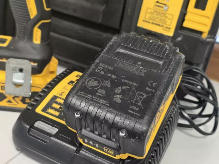 ZESTAW DEWALT DCK268 WKRĘTARKA DCD791 + ZAKRĘTARKA DCF887 3X AKU