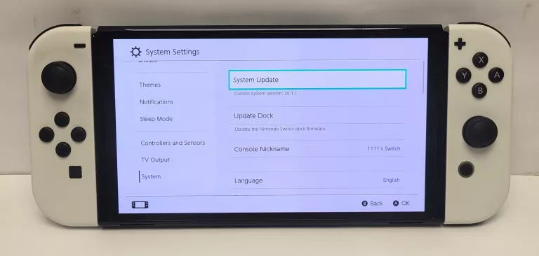 KONSOLA NINTENDO SWITCH HEG-001 OLED 64GB BIAŁA