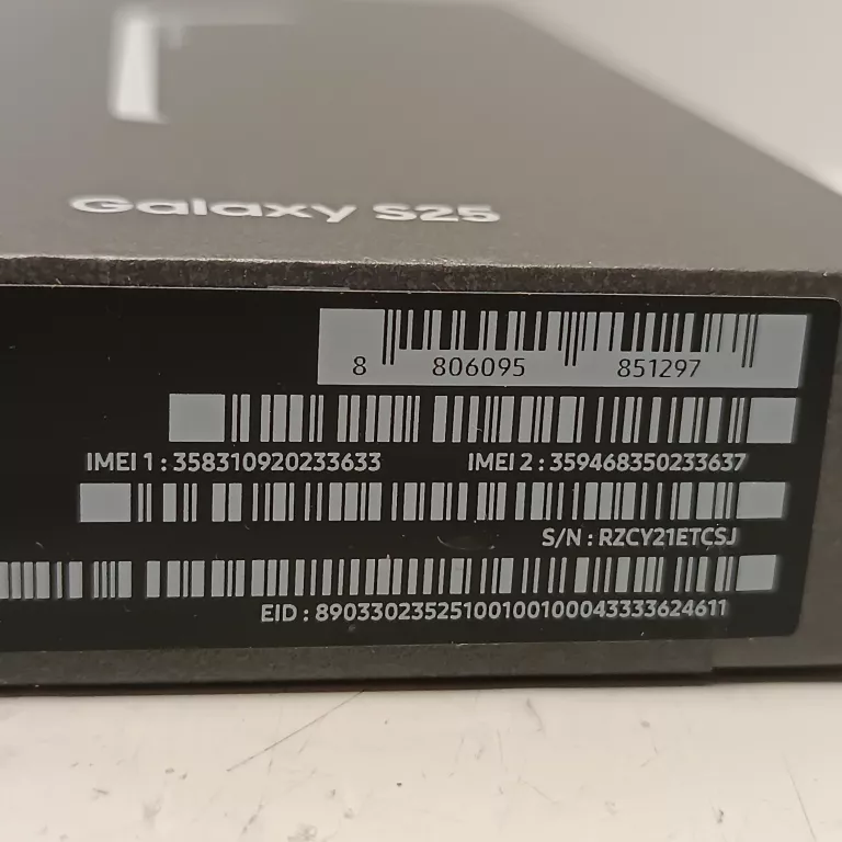 TELEFON SAMSUNG GALAXY S25 12/512GB