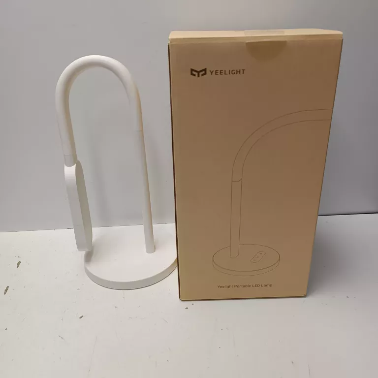 LAMPKA BIURKOWA XIAOMI YEELIGHT BIAŁY MOC DO 5 W