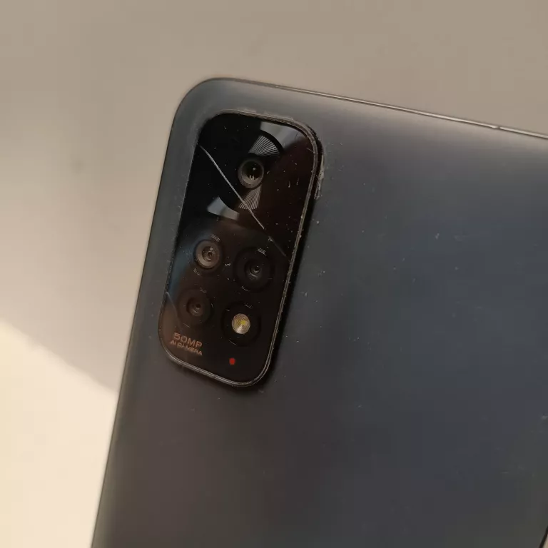 TELEFON REDMI NOTE 11 128GB PĘKNIĘTE SZKŁO NA APARACIE