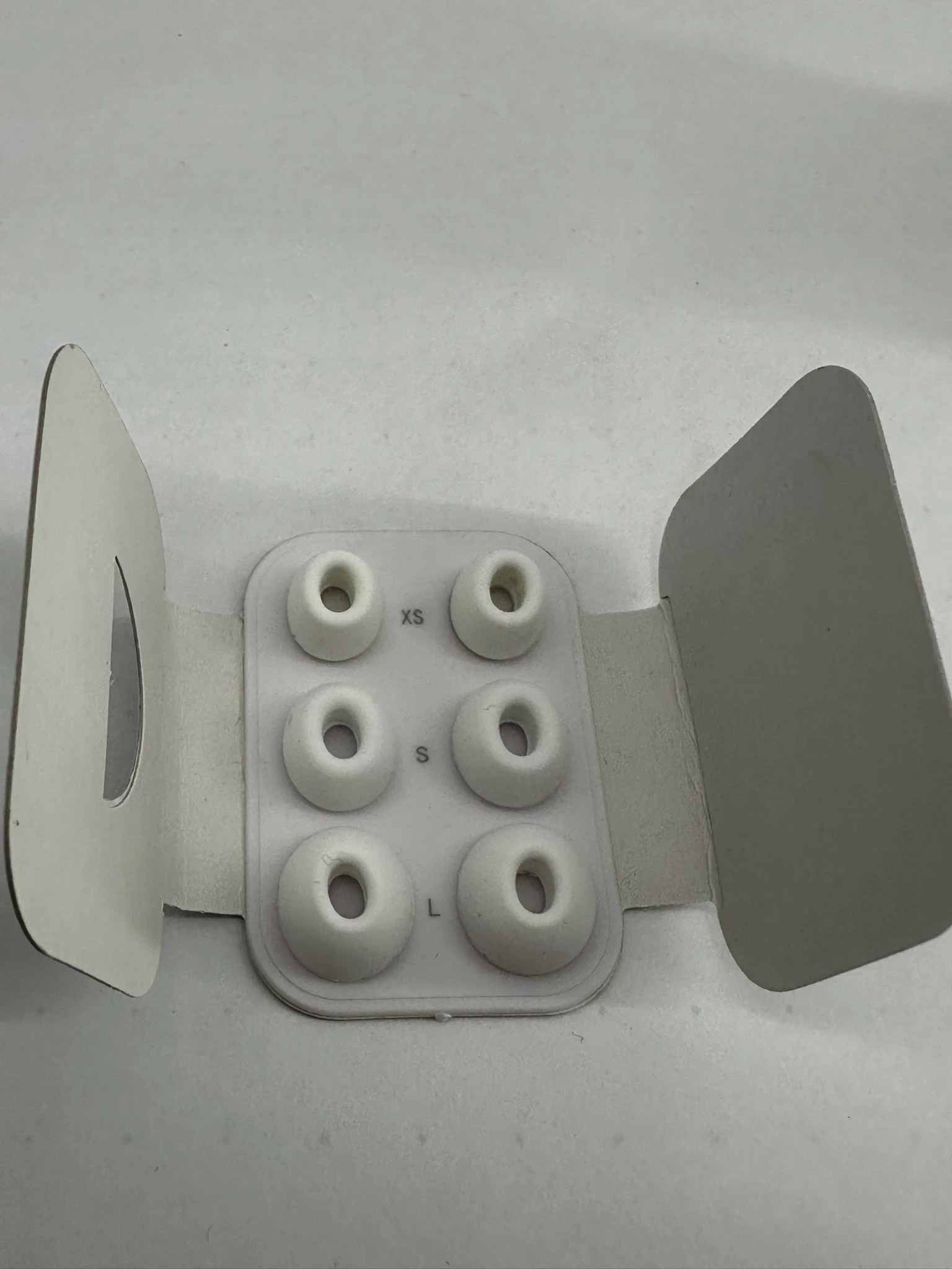 sluchawki-apple-airpods-pro-2-gen-komplet-repliki-waga-produktu-24600