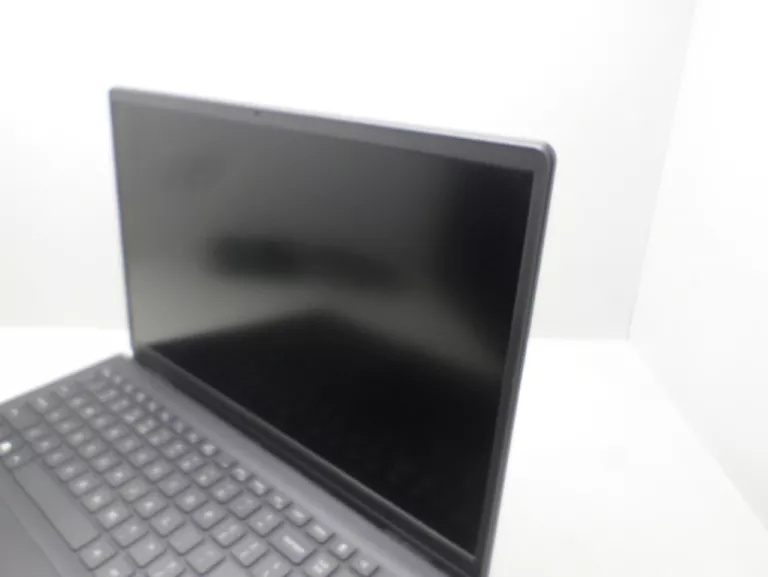 DELL VOSTRO 15 3510 256/8 INTEL CORE I3-1115G4