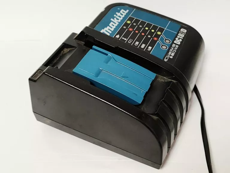 MAKITA DC18SD ŁADOWARKA LI-ION LXT 18V ORYGINAŁ