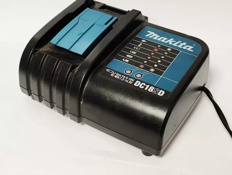 MAKITA DC18SD ŁADOWARKA LI-ION LXT 18V ORYGINAŁ