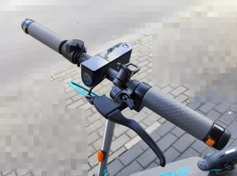 HULAJNOGA MOTUS SCOOTY 10 LITE GEN 5 GWARANCJA ŁADNA KOMPLET