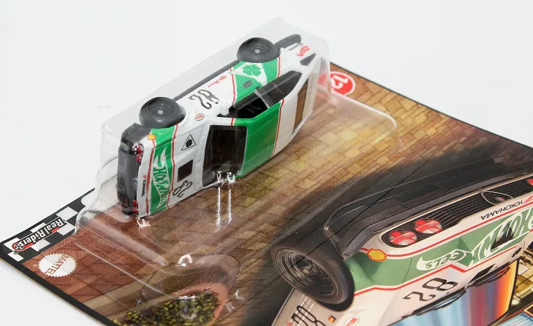 AUTKO PREMIUM HOTWHEELS ALFA ROMEO GTV6 3.0