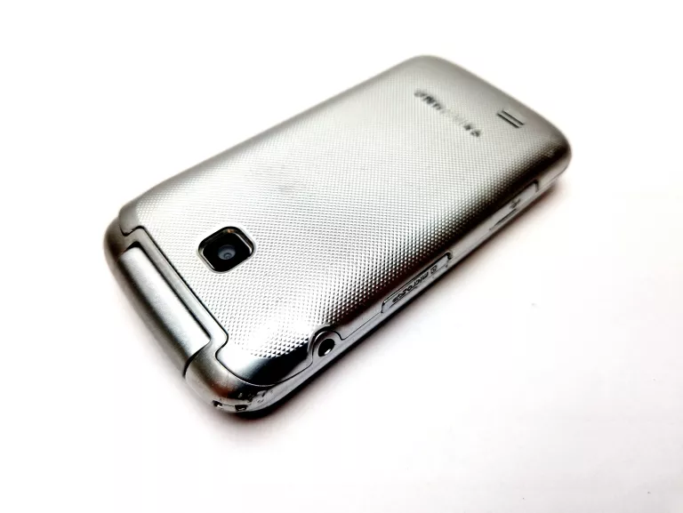 TELEFON KLAWISZOWY Z KLAPKĄ SAMSUNG GT-C3520 SREBRNY