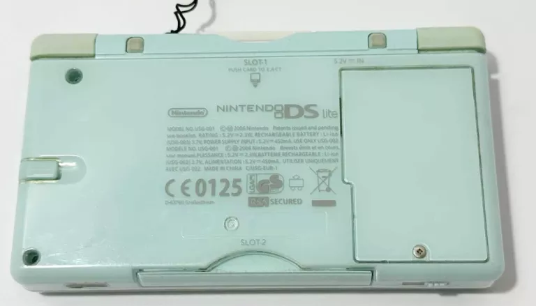 KONSOLA NINTENDO DS LITE + KARTA Z GRAMI!