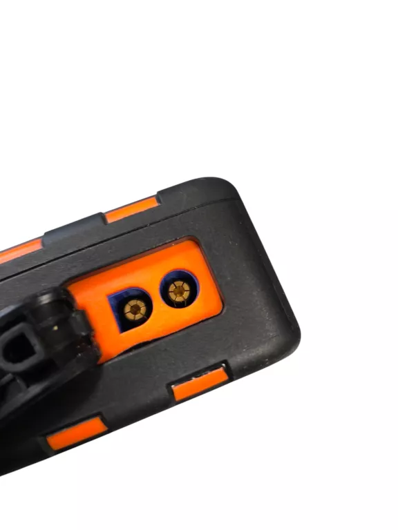 POWERBANK Z FUNKCJĄ ROZRUCHU AUTA 5000MAH