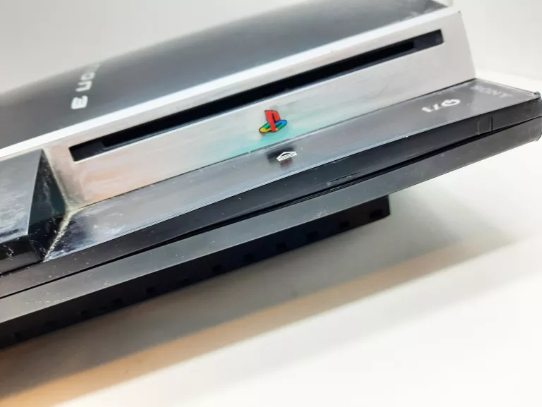 KONSOLA PLAYSTATION 3